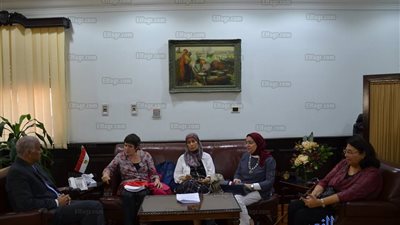 رئيس جامعة الإسكندرية يبحث التعاون مع 