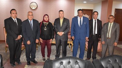 مركز لصيانة وإصلاح الأجهزة المُعطلة بالمؤسسات الحكومية في بني سويف