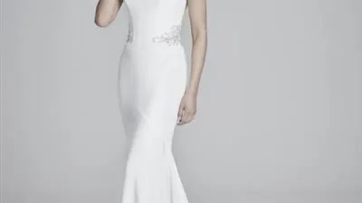 فساتين زفاف بصيحة الأوف شولدر لإطلالة مميزة (صور)