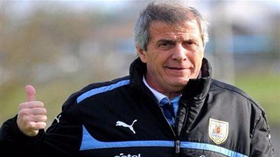 تمثال لأوسكار تاباريز في أوروجواي