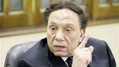 بالفيديو.. تفاصيل احتجاز عادل إمام 24 ساعة في محكمة الجيزة