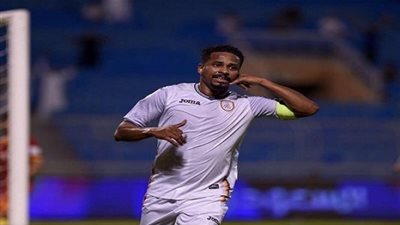 الشمراني يقود هجوم الشباب لمواجهة الفتح في الدوري السعودي
