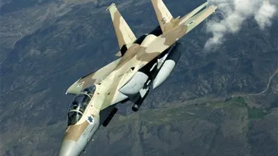 مقاتلات إسرائيلية تقصف منطقة بالقرب من المستوطنات المحاذية لقطاع غزة