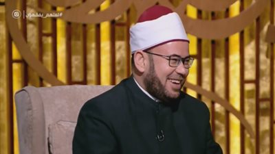 علي محفوظ: الرسول كان يصوم عاشوراء 