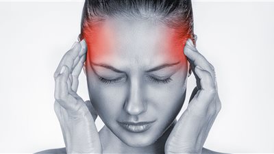 حمالات الصدر ومكيفات الهواء.. إليكم عادات غير متوقعة تسبب الصداع