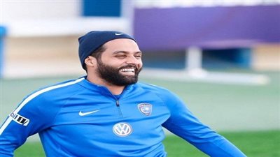 ياسر القحطاني يشيد بتصرف رئيس الهلال السعودي