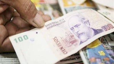 البيزو الأرجنتيني يرتفع بفعل اتفاق جديد مع صندوق النقد 