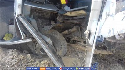مصرع شخصين وإصابة ١٠ آخرين في حادث تصادم بطريق السخنة (صور)
