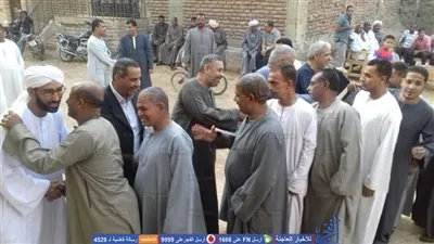 رئيس مدينة الزينية ينهي خلافًا بين عائلتين بشمال الأقصر (صور)