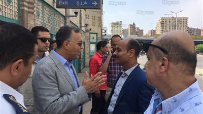 وزير النقل يتفقد مترو الأنفاق للاطمئنان على الخدمة 