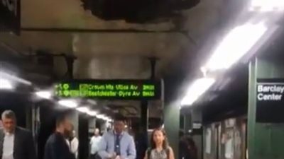 شاهد.. انهيار سقف محطة مترو أنفاق فى نيويورك 