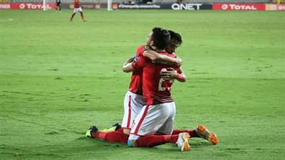 عاجل.. صلاح محسن يسجل الهدف الثالث للأهلي في مرمى حوريا 