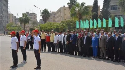 جامعة الفيوم تستقبل العام الجامعي الجديد بتحية العلم
