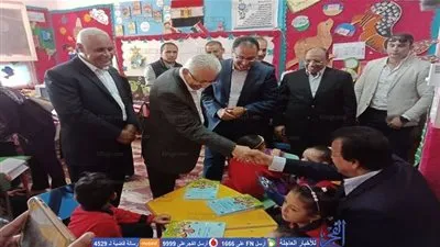 رئيس الوزراء يتفقد مدارس الرعاية المتكاملة وأسيوط الجديدة الثانوية واليابانية (فيديو وصور)