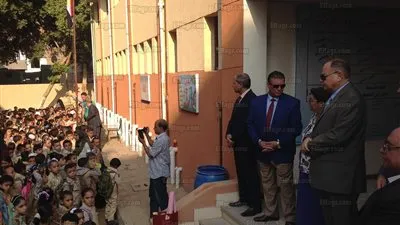 محافظ الفيوم ومساعد وزير التعليم لشئون المديريات فى جولة ميدانية لمتابعة العملية التعليمية (فيديو وصور)