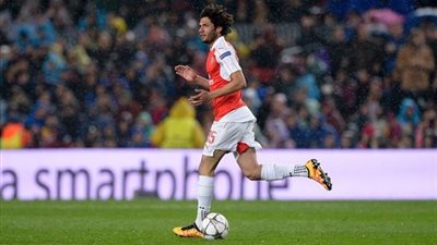 عاجل.. محمد النني على دكة أرسنال أمام إيفرتون