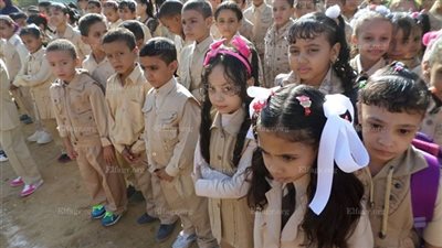 جرائم داخل البهو المدرسي.. وفاة طالب وفصل آخر لصفع مدرسته