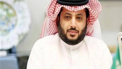 المستشار تركى آل الشيخ يجرى العملية الثامنة بالجهاز التنفسى خلال 10 أيام