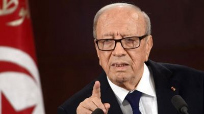  الرئيس التونسي يطالب 