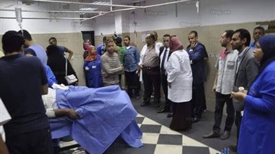 أولياء أمور أتوبيس مدرسة 