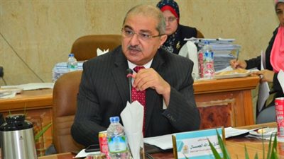 رئيس جامعة أسيوط يعين 7 رؤساء أقسام جدد بالكليات