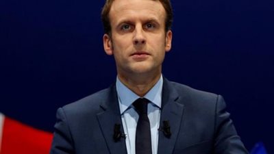ماكرون يؤكد بضرورة إيجاد حل سياسي للأزمة السورية