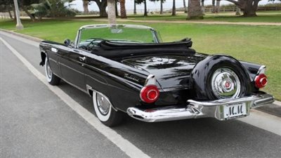 سيارة كانت تملكها مارلين مونرو قد تباع في مزاد بنصف مليون دولار