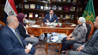 محافظ القليوبية يبحث التعاون مع 