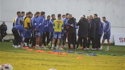 مدرب الإسماعيلي يفرض السرية التامة على اللاعبين قبل مواجهة الكويت