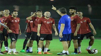سبق - السعودية | الاتحاد يسعى لعبور الوحدة في قمة الجولة الرابعة