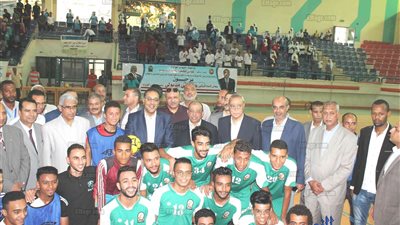 عروض رياضية لاستقبال رئيس الوزراء بالصالة المغطاة في جامعة جنوب الوادي (صور)