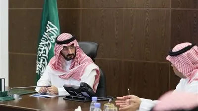 سبق - السعودية | أمير مكة المكرمة يستعرض خطط جامعة جدة المستقبلية