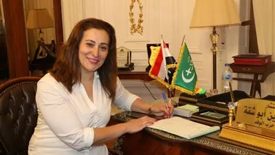 انضمام الفنانة عبير فاروق إلى حزب الوفد