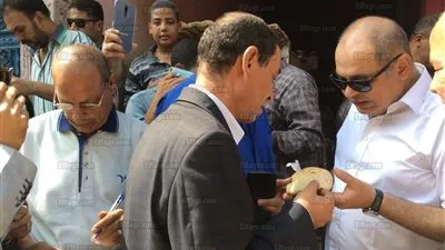 محافظ الغربية يعترض على سعر 