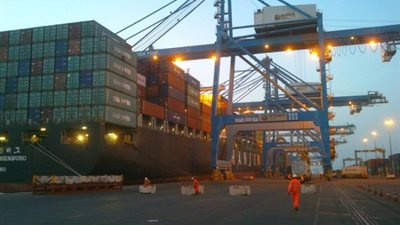 الخبراء يكشفون تأثير تعديلات التعريفة الجمركية على الأسواق .. والصناع: 