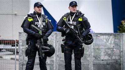 عاجل.. هولندا تعتقل 7 أشخاص يشتبه في تخطيطهم لهجوم إرهابي 