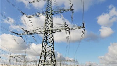 فصل التيار الكهربائي عن 3 مناطق بمدينة قنا غدًا الأحد