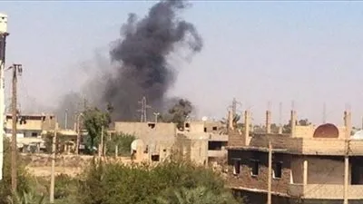 انفجارات عنيفة ومعارك بين قسد وداعش بدير الزور