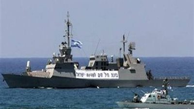 زورق حربي إسرائيلي يخترق المياه الإقليمية اللبنانية