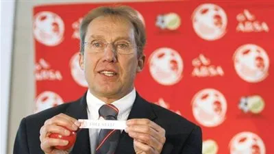 من هو رايموند هاك الذي أوقف مرتضى منصور لاتهامه بمعاداة السامية