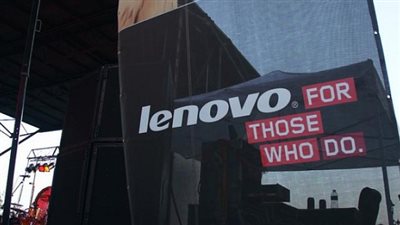 لينوفو تستعد للكشف عن هاتف ذكي قابل للطي في الشهر الجاري