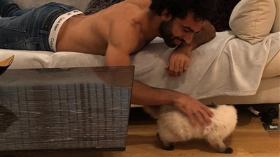 أول تعليق من عمرو أديب على صورة محمد صلاح مع 