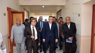 محافظ الشرقية يفتتح مدرسة الشهيد سامي الإبتدائية رقم (2) بأبو متنا بمركز ديرب نجم بتكلفة 4 مليون و 490 ألف جنيه