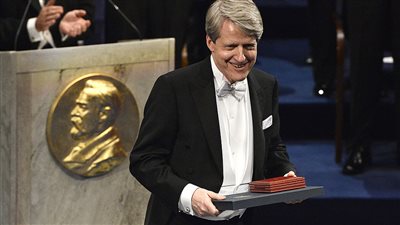 روبرت شيلر يحذر من تكرار انهيار وكساد 1929 في أسواق المال