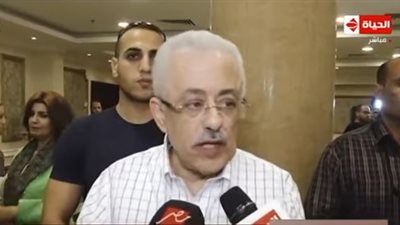 وزير التعليم: البحرين ترغب في المشاركة بمركز تأهيل ذوى الاحتياجات الخاصة