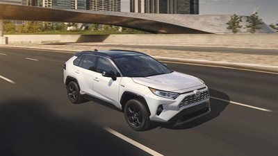 تويوتا تطلق 