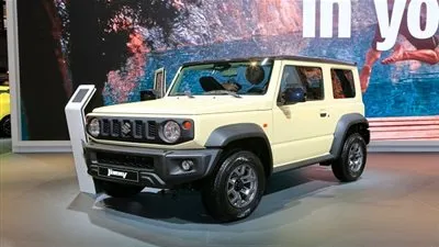 سوزوكي تدشن سيارتها 