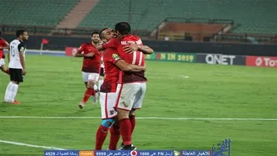 قبل موقعة سطيف.. تاريخ مواجهات الأهلي والأندية الجزائرية