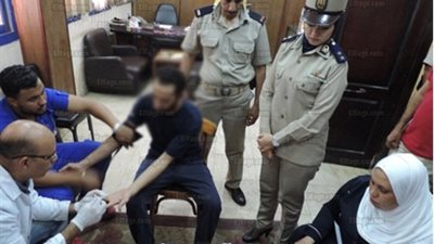 قافلة لسحب عينات المحتجزين بقسم شبرا الخيمة 