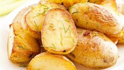 طريقة عمل بطاطس مشوية بالميكروويف